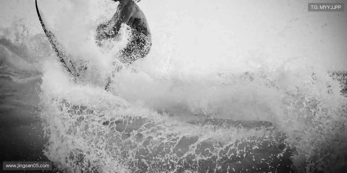 「突破极限,超越自我 —— 这里是体育精神的终极舞台!🔥报名参赛,书写你的传奇!」